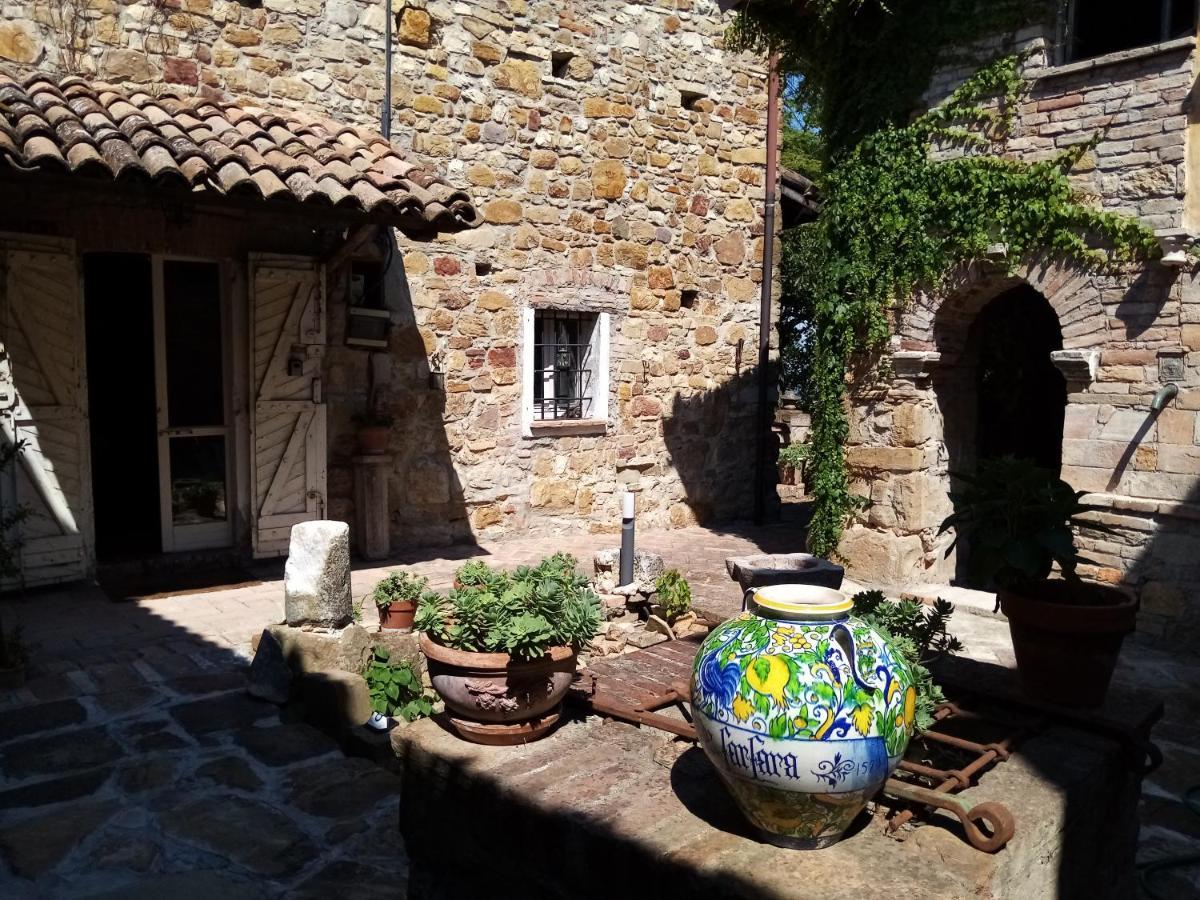 Morelli House Vendégház Montalbo Kültér fotó