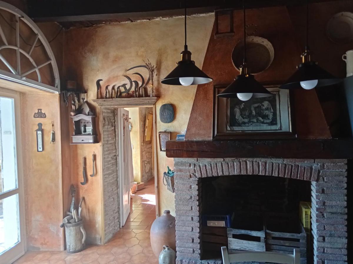 Morelli House Vendégház Montalbo Kültér fotó