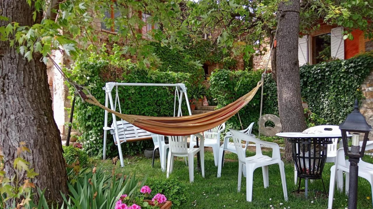 Morelli House Vendégház Montalbo Kültér fotó