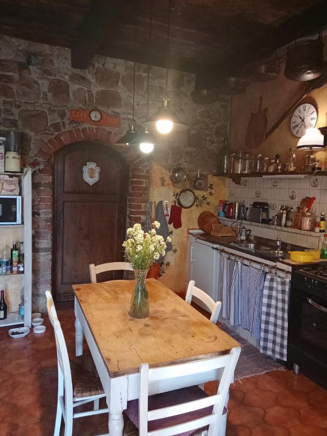 Morelli House Vendégház Montalbo Kültér fotó