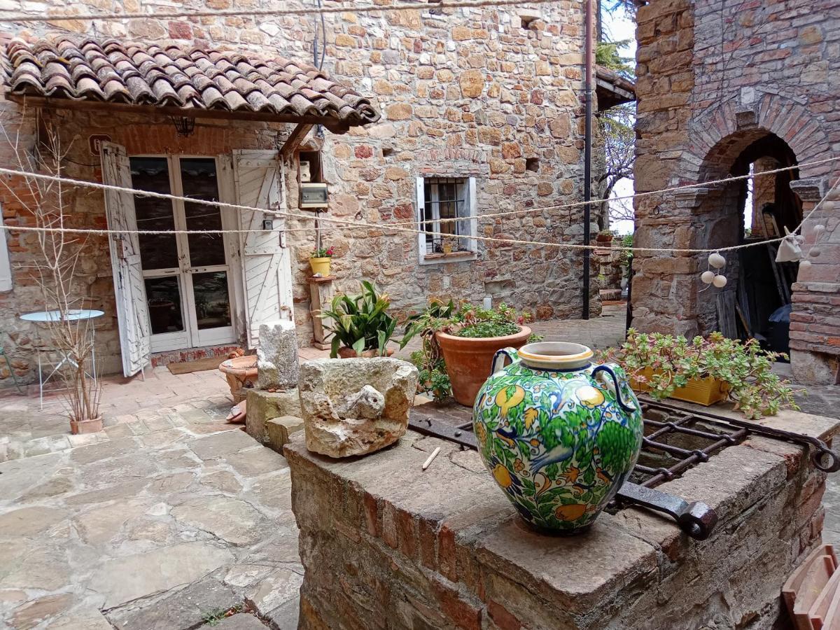Morelli House Vendégház Montalbo Kültér fotó