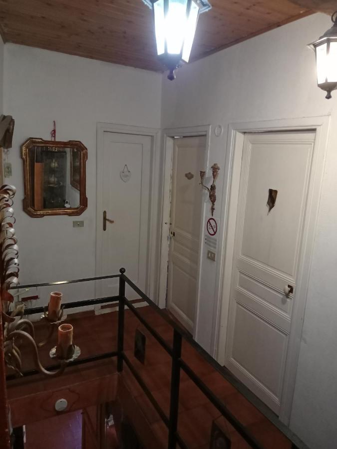 Morelli House Vendégház Montalbo Kültér fotó