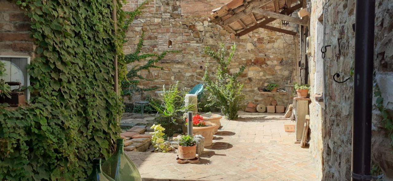 Morelli House Vendégház Montalbo Kültér fotó